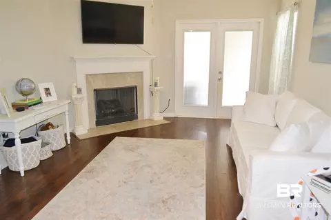 4643 Green Forest Ct, Mobile, AL 36618 photo 3