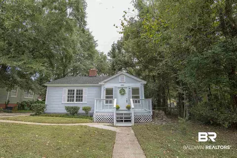 165 Pinehill Dr, Mobile, AL 36606 photo 2
