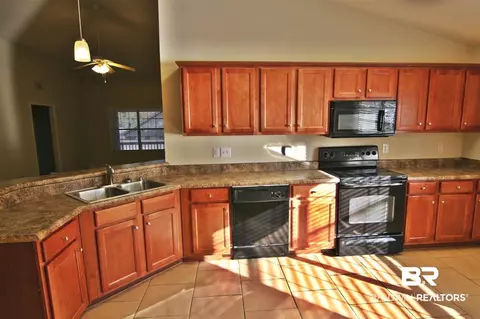 8059 Brookside Ln, Daphne, AL 36526 photo 4