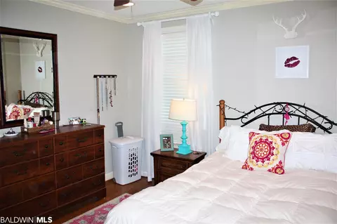 305 W Pineview Ln, Mobile, AL 36608 photo 8