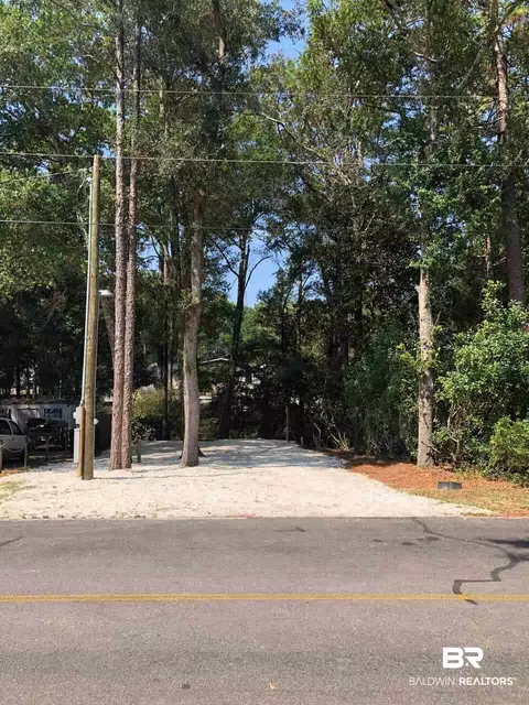 461 Elberta Loop, Lillian, AL 36549 photo 1