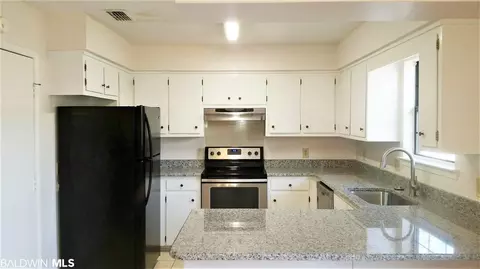 5904 Windham Ct, Mobile, AL 36608 photo 7