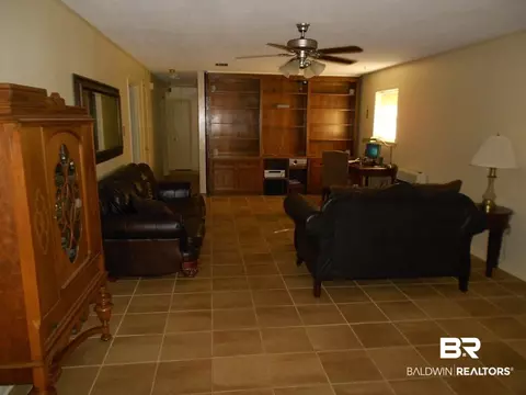 3151 Meadow Ln, Mobile, AL 36618 photo 8