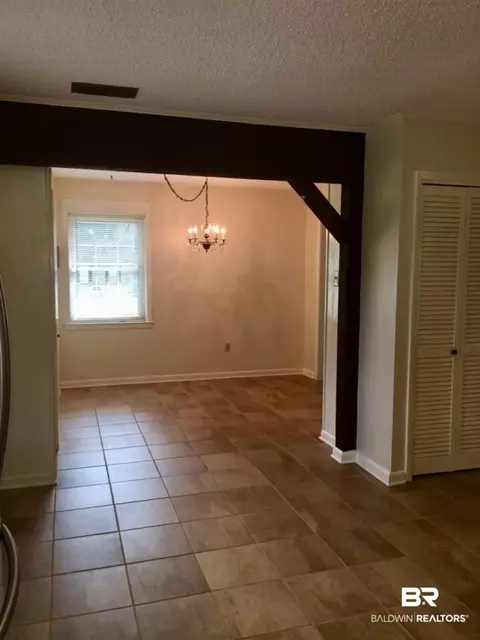 3151 Meadow Ln, Mobile, AL 36618 photo 5