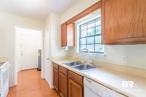 13058 Illinois St, Elberta, AL 36530 photo 5