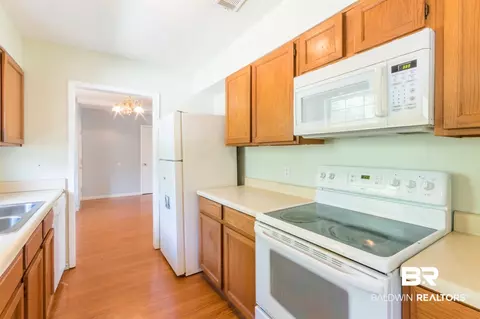 13058 Illinois St, Elberta, AL 36530 photo 4
