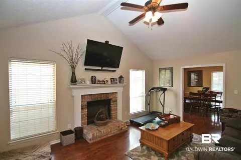 136 Montclair Loop, Daphne, AL 36526 photo 3