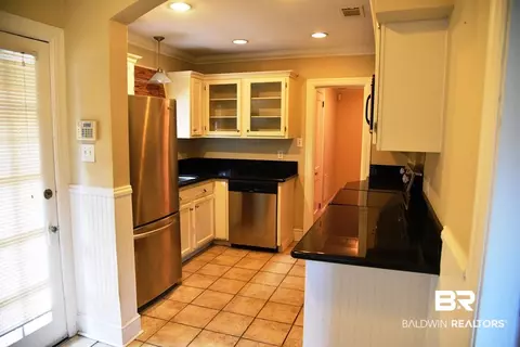 59 Mohawk St, Mobile, AL 36606 photo 4