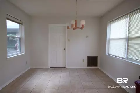 412 Fox Ct, Mobile, AL 36608 photo 9
