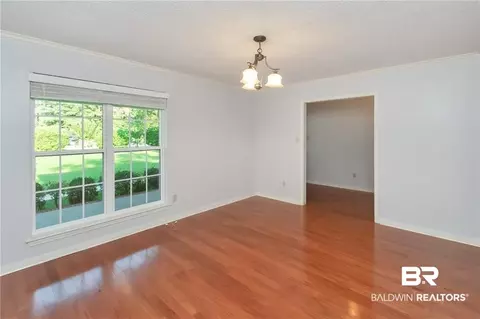 1982 S Snow Rd, Mobile, AL 36695 photo 5