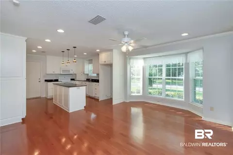 1982 S Snow Rd, Mobile, AL 36695 photo 7