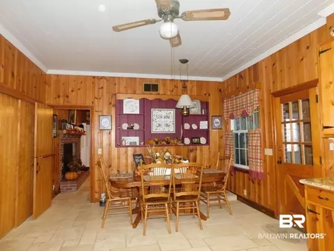 200 E Pine St, Atmore, AL 36502 photo 10