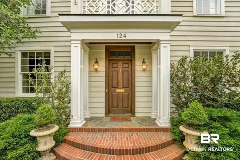 124 Ryan Ave, Mobile, AL 36607 photo 3
