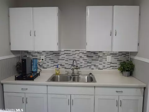 5105 Village Cir, Mobile, AL 36608 photo 3