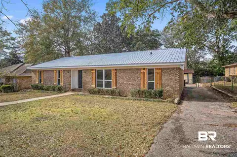 1533 E Deerwood Dr, Mobile, AL 36618 photo 2
