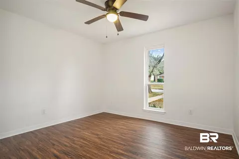 1533 E Deerwood Dr, Mobile, AL 36618 photo 16