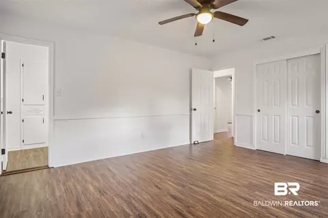 1533 E Deerwood Dr, Mobile, AL 36618 photo 10