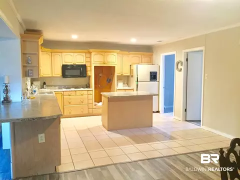 1367 W Reams Dr, Mobile, AL 36608 photo 11