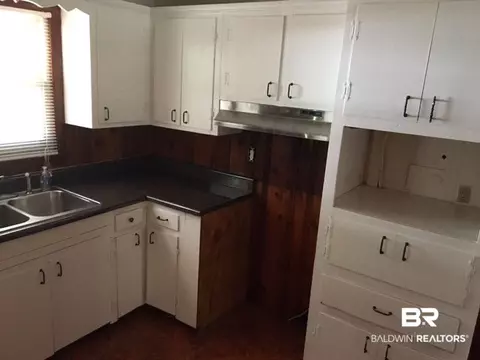 1350 E Reams Dr, Mobile, AL 36608 photo 3