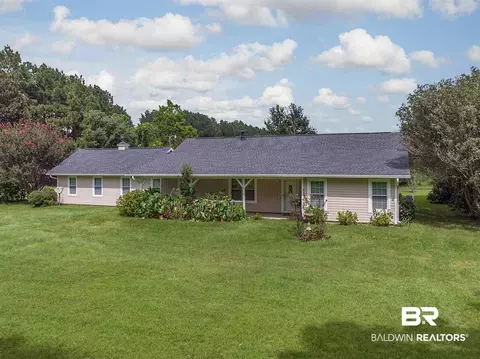 17252 Bemis Ln, Elberta, AL 36530 photo 1