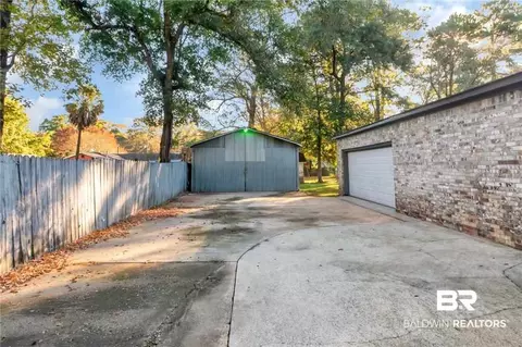 3359 Riverside Dr, Mobile, AL 36605 photo 14