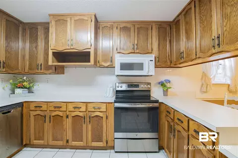 3311 Lacoste Rd, Mobile, AL 36618 photo 7