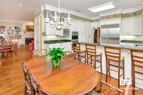 16 E Ridgelawn Dr, Mobile, AL 36608 photo 5