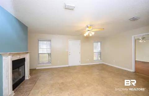 129 Montclair Loop, Daphne, AL 36526 photo 4