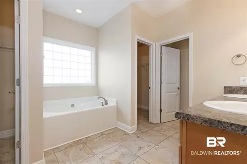 7330 Saybrook Blvd, Mobile, AL 36619 photo 13