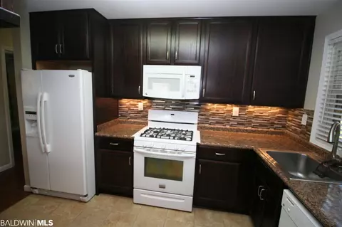 1360 Roderick Rd, Mobile, AL 36618 photo 6
