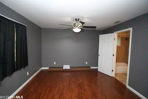1360 Roderick Rd, Mobile, AL 36618 photo 8