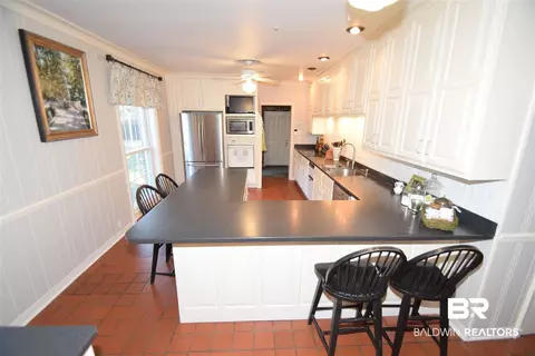 254 Island Ct, Mobile, AL 36606 photo 9