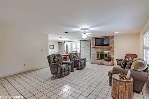 9102 Coronada Rd, Elberta, AL 36530 photo 2