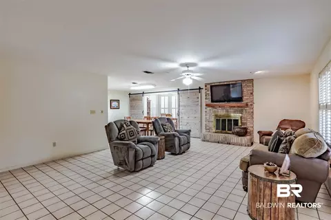 9102 Coronada Rd, Elberta, AL 36530 photo 2