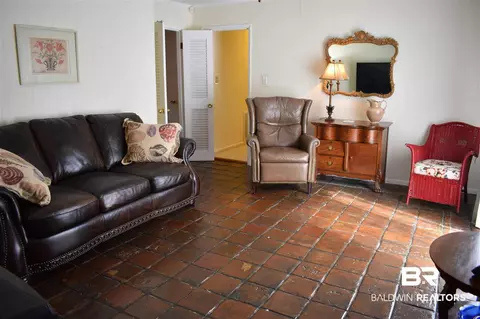 6253 N St Moritz Dr, Mobile, AL 36608 photo 3