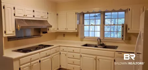 23 Ashley Dr, Mobile, AL 36608 photo 4