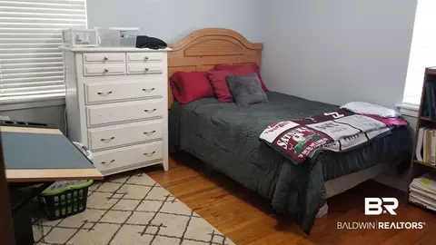 5317 S Colonial Cir, Mobile, AL 36618 photo 8