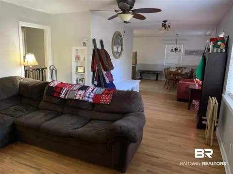 5317 S Colonial Cir, Mobile, AL 36618 photo 3