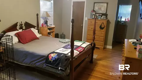 5317 S Colonial Cir, Mobile, AL 36618 photo 9