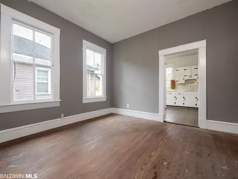 18 Kenneth St, Mobile, AL 36607 photo 9