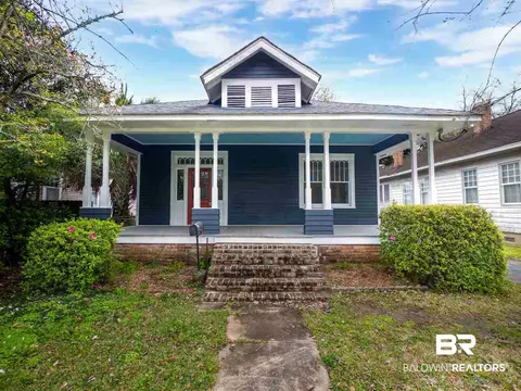 18 Kenneth St, Mobile, AL 36607 photo 2