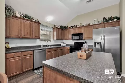 8852 N Spring Grove Dr, Mobile, AL 36695 photo 7
