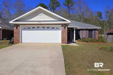 8852 N Spring Grove Dr, Mobile, AL 36695 photo 2