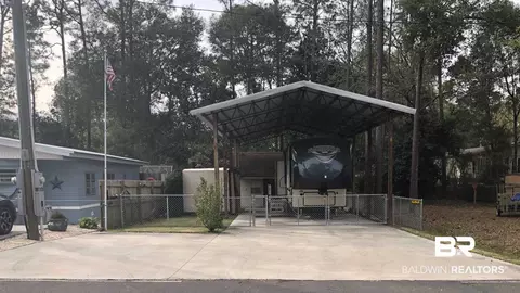 464 Elberta Loop, Lillian, AL 36549 photo 1