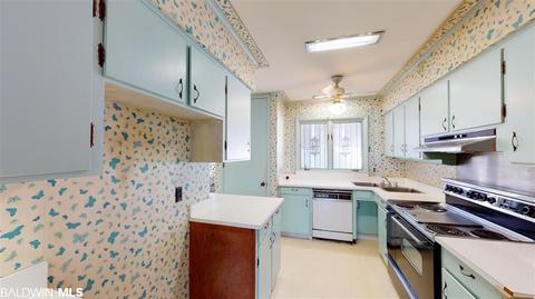 3975 S Pinebrook Dr, Mobile, AL 36608 photo 5