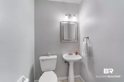 908 E Regents Dr, Mobile, AL 36695 photo 14