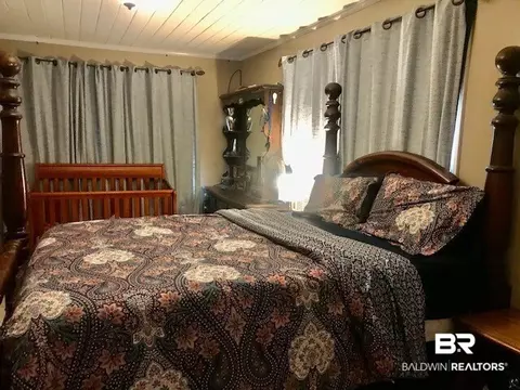 306 E Craig St, Atmore, AL 36502 photo 9