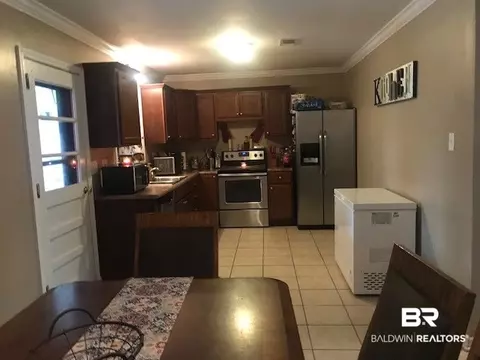 306 E Craig St, Atmore, AL 36502 photo 5