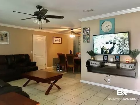 306 E Craig St, Atmore, AL 36502 photo 3