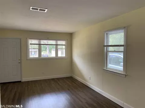 1352 E Barker Dr, Mobile, AL 36608 photo 4